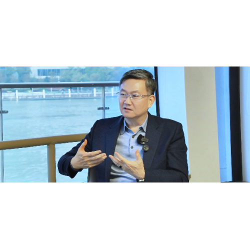 证卷时报-专访鼎捷数智董事长叶子祯：AI技术发展不是为了取代人，而是让人智慧工作乐享生活